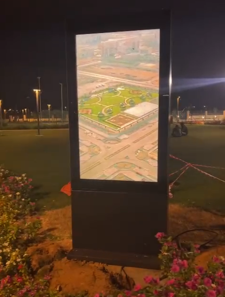 Outdoor digital signage